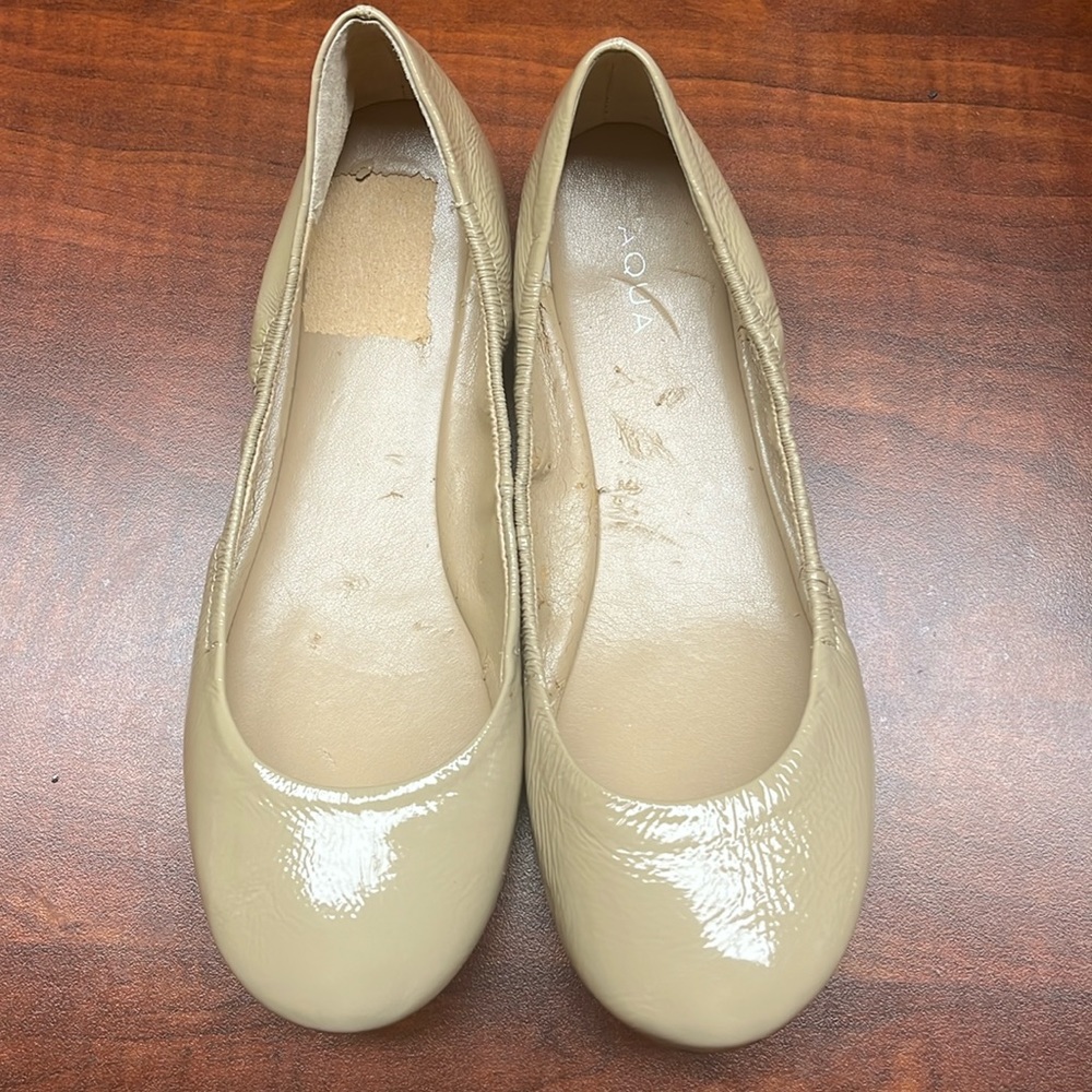 AQUA patent Leather Ballerina Tan  Flats